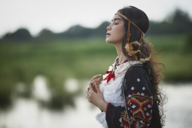 彼女が矯正したら別れる？おすすめ対処法5選を徹底解説
